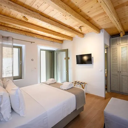 Pensjonat Selinitsa Mani Ajos Nikolaos